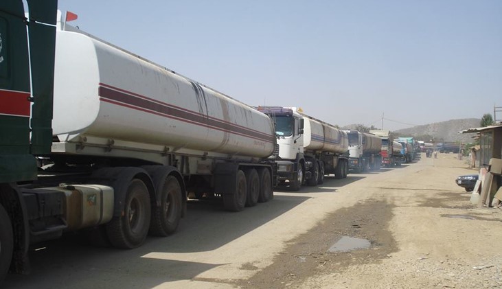 Iraqi army moves to secure planned oil route to Iran